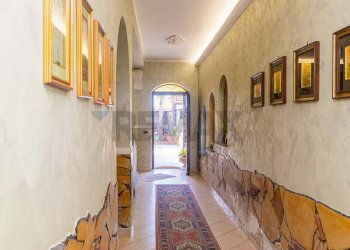 Hall / corridoio - Villa a Schiera Via Andrea Mantegna
 
19, Belpasso - foto 26