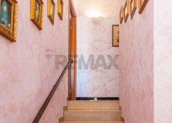 Scale - Villa a Schiera Via Andrea Mantegna
 
19, Belpasso - foto 41