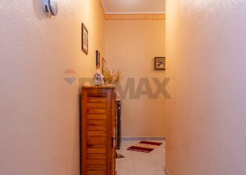 Hall / corridoio - Appartamento Via Del Chinotto
 
1, Catania - foto 9