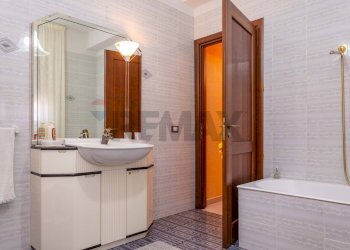 Bagno - Appartamento Via Del Chinotto
 
1, Catania - foto 11