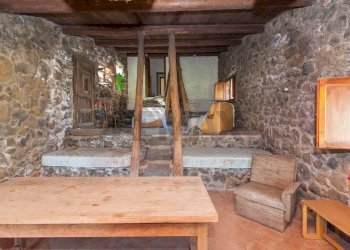 Scale - Villa Via Tarderia
 
150, Pedara - foto 15