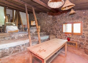 Sala da pranzo - Villa Via Tarderia
 
150, Pedara - foto 16