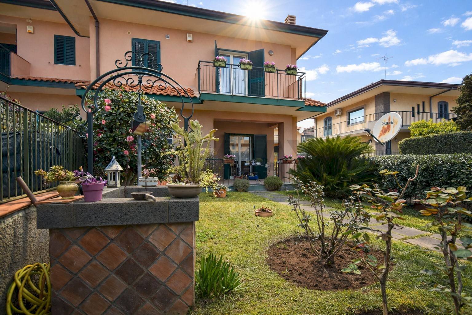 Casa all\'aperto - Villa Via Luigi Capuana
 
10, Aci Sant'Antonio - foto 2