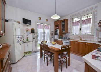 Cucina - Villa Via Luigi Capuana
 
10, Aci Sant'Antonio - foto 8