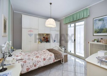 Camera / camera da letto - Villa Via Luigi Capuana
 
10, Aci Sant'Antonio - foto 13