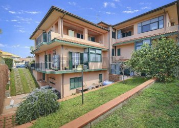 Casa all\'aperto - Villa Via Luigi Capuana
 
10, Aci Sant'Antonio - foto 29