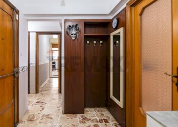 Hall / corridoio - Apartment Via Giuseppe Mazzini
 
6/B, Belpasso - photo 13