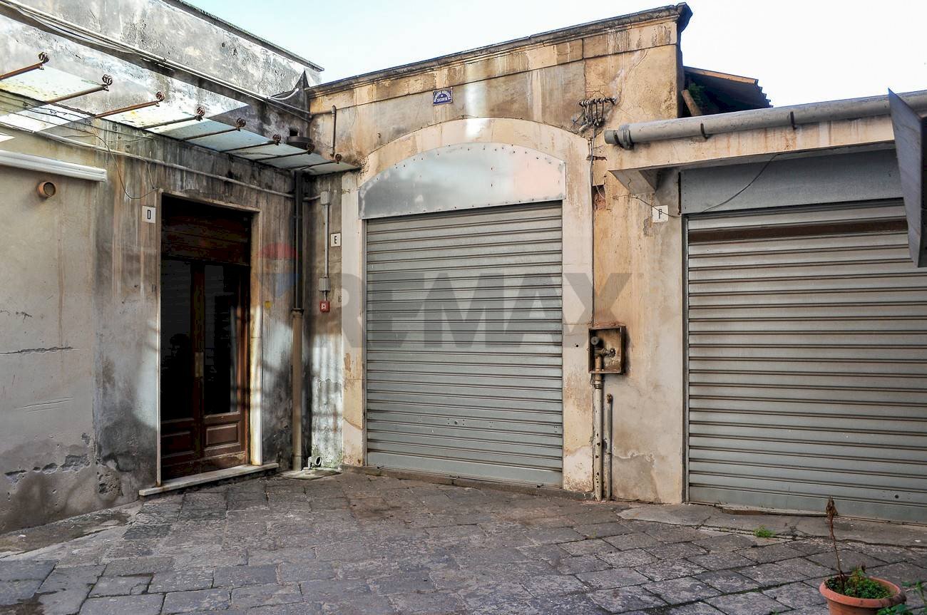 Edificio all\'aperto - Independent house Via Plebiscito
35, Catania - photo 2