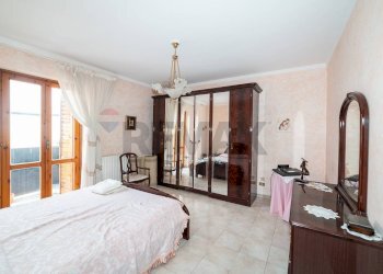 Camera / camera da letto - Villa Bifamiliare Via Empedocle di Agrigento
 
5, Aci Sant'Antonio - foto 12