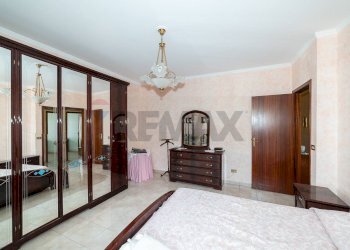 Camera / camera da letto - Villa Bifamiliare Via Empedocle di Agrigento
 
5, Aci Sant'Antonio - foto 14