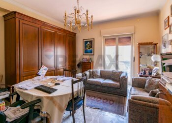 Sala da pranzo - Trilocale Via Nicola Coviello
 
9, Gravina di Catania - foto 4