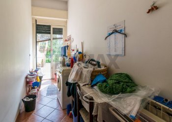 Lavanderia - Independent house Via San Matteo
 
46, Giarre - photo 12