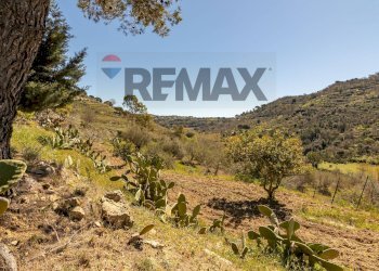 Vista delle montagne - Villa Contrada Uccelli
 
snc, Piazza Armerina - foto 27