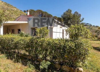 Casa all\'aperto - Villa Contrada Uccelli
 
snc, Piazza Armerina - foto 34