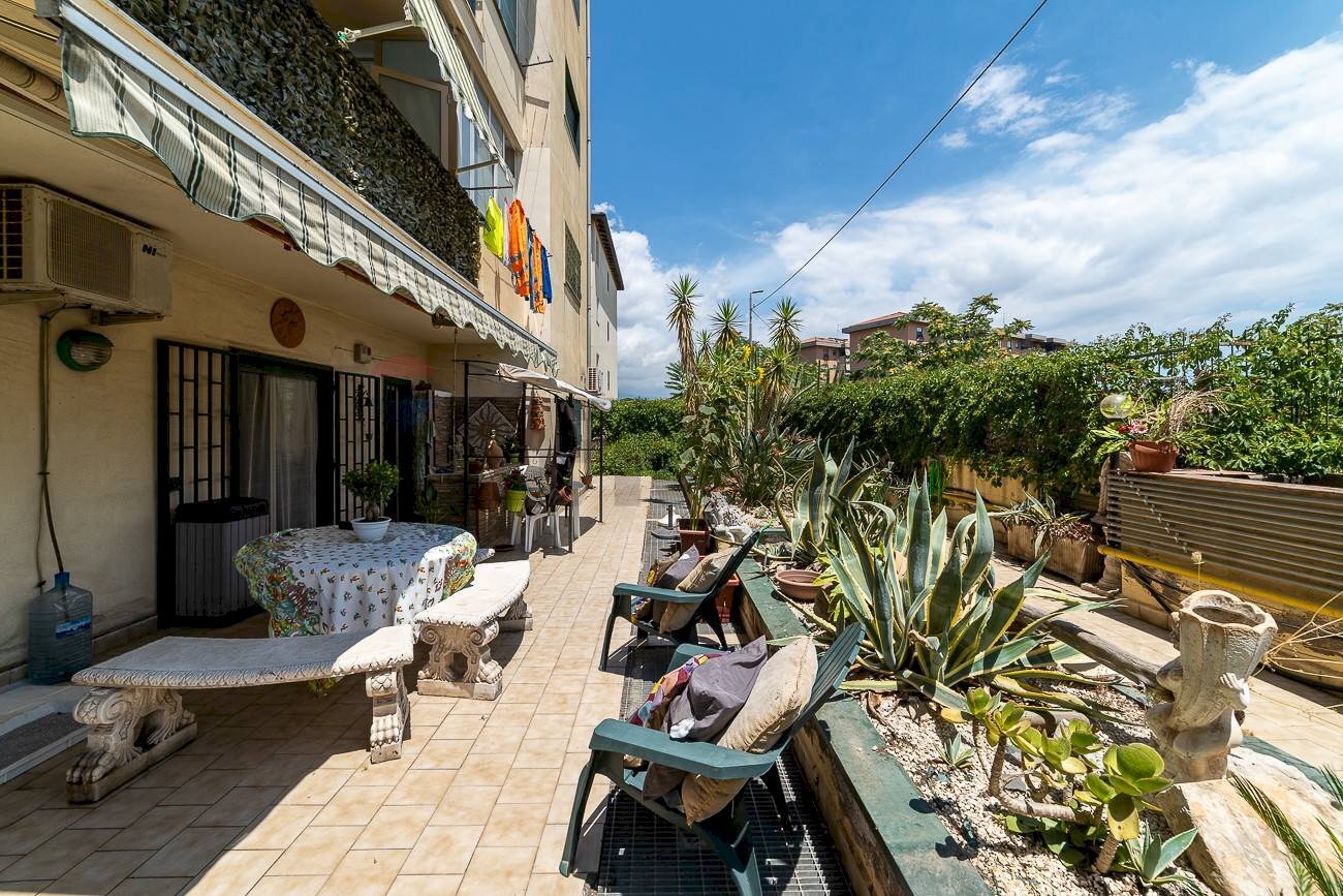 Terrazza - Appartamento Via Antonio Giuseppe Borgese
 
4, Catania - foto 2