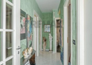 Hall / corridoio - Appartamento Via Antonio Giuseppe Borgese
 
4, Catania - foto 11