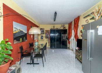 Sala da pranzo - Appartamento Via Antonio Giuseppe Borgese
 
4, Catania - foto 26