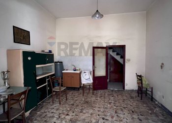 Soggiorno - Casa indipendente Via Rosolino Pilo
 
120, Paterno - foto 1