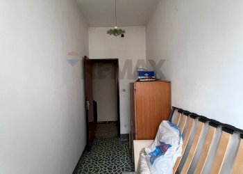 Camera / camera da letto - Casa indipendente Via Rosolino Pilo
 
120, Paterno - foto 10