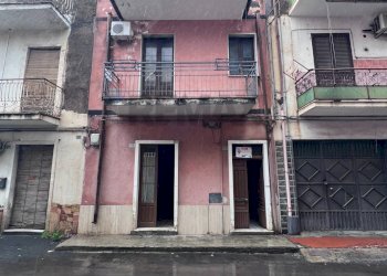 Edificio all\'aperto - Casa indipendente Via Rosolino Pilo
 
120, Paterno - foto 23