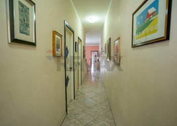 Hall / corridoio - Appartamento VIA SANTA MARIA DI NUOVALUCE
 
29, Catania - foto 6