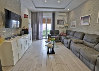 Soggiorno - Three-room apartment via 5 Giornate
 
18, Bollate - photo 5