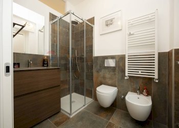 Bagno - Four-room apartment Viale Ranzoni
7, Milano - photo 18