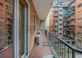 Balcone - Four-room apartment Viale Ranzoni
7, Milano - photo 24