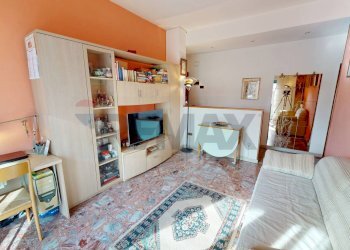 Soggiorno - Two-room apartment Via Cassanese
 
142, Segrate - photo 3