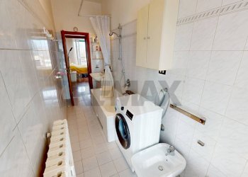 Bagno - Two-room apartment Via Cassanese
 
142, Segrate - photo 13