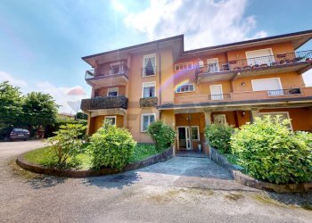 Edificio all\'aperto - Bilocale via case nuove
 
45, Sirmione - foto 1