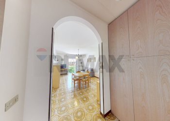Hall / corridoio - Bilocale via case nuove
 
45, Sirmione - foto 3