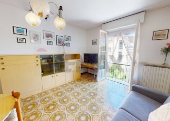 Soggiorno - Bilocale via case nuove
 
45, Sirmione - foto 7