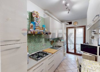 Cucina - Trilocale Rodano - foto 12