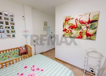 Camera / camera da letto - Trilocale Rodano - foto 25