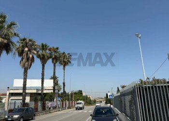 Edificio all\'aperto - Shed Bari - photo 2