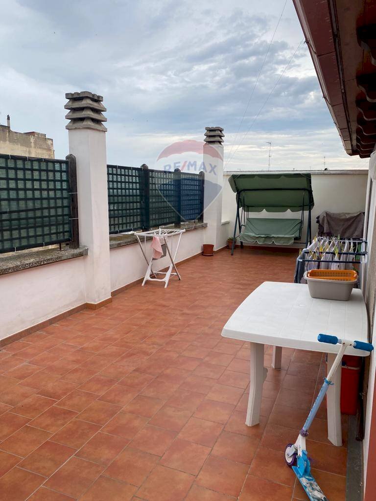 Terrazza - Casa indipendente Via Cesare Cantù
 
17, Palo del Colle - foto 1