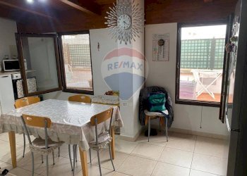 Sala da pranzo - Casa indipendente Via Cesare Cantù
 
17, Palo del Colle - foto 5