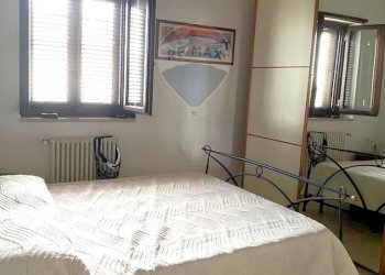 Camera / camera da letto - Casa indipendente Via Cesare Cantù
 
17, Palo del Colle - foto 10