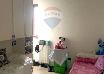 Camera / camera da letto - Casa indipendente Via Cesare Cantù
 
17, Palo del Colle - foto 13
