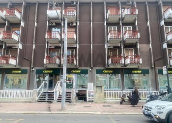 Edificio all\'aperto - Ufficio Via Della Repubblica
 
58, Bari - foto 10