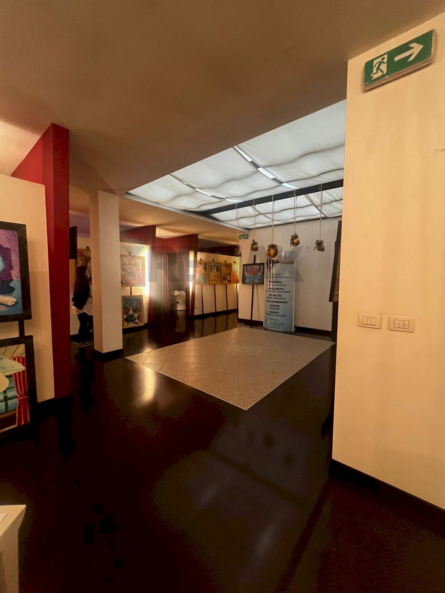 Ricezione / Lobby - Attività Commerciale Via Abate Giacinto Gimma, Bari - foto 2