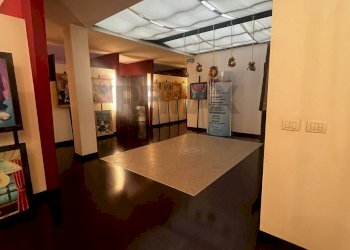 Ricezione / Lobby - Attività Commerciale Via Abate Giacinto Gimma, Bari - foto 3