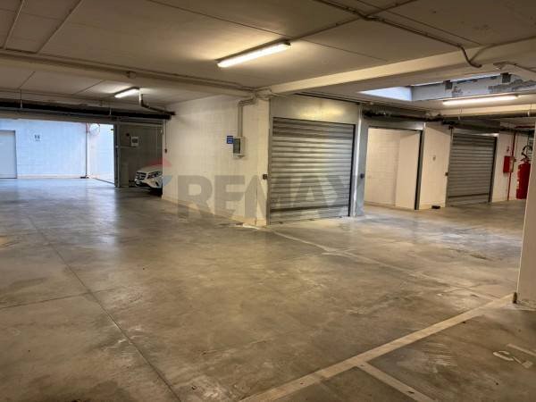 Parcheggio - Box Via Orfeo Mazzitelli
 
122, Bari - photo 1