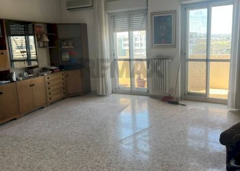 Stanza vuota - Appartamento Via Giovanni Paolo I
 
6, Bari - foto 9