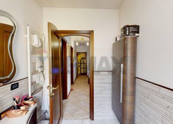 Hall / corridoio - Villa Seravezza - photo 36