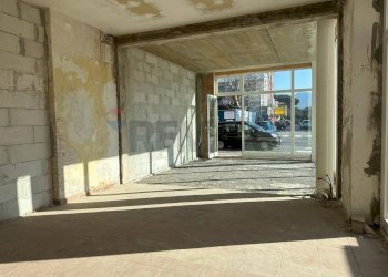 Balcone - Negozio Viale Colombo
 
424, Camaiore - foto 3