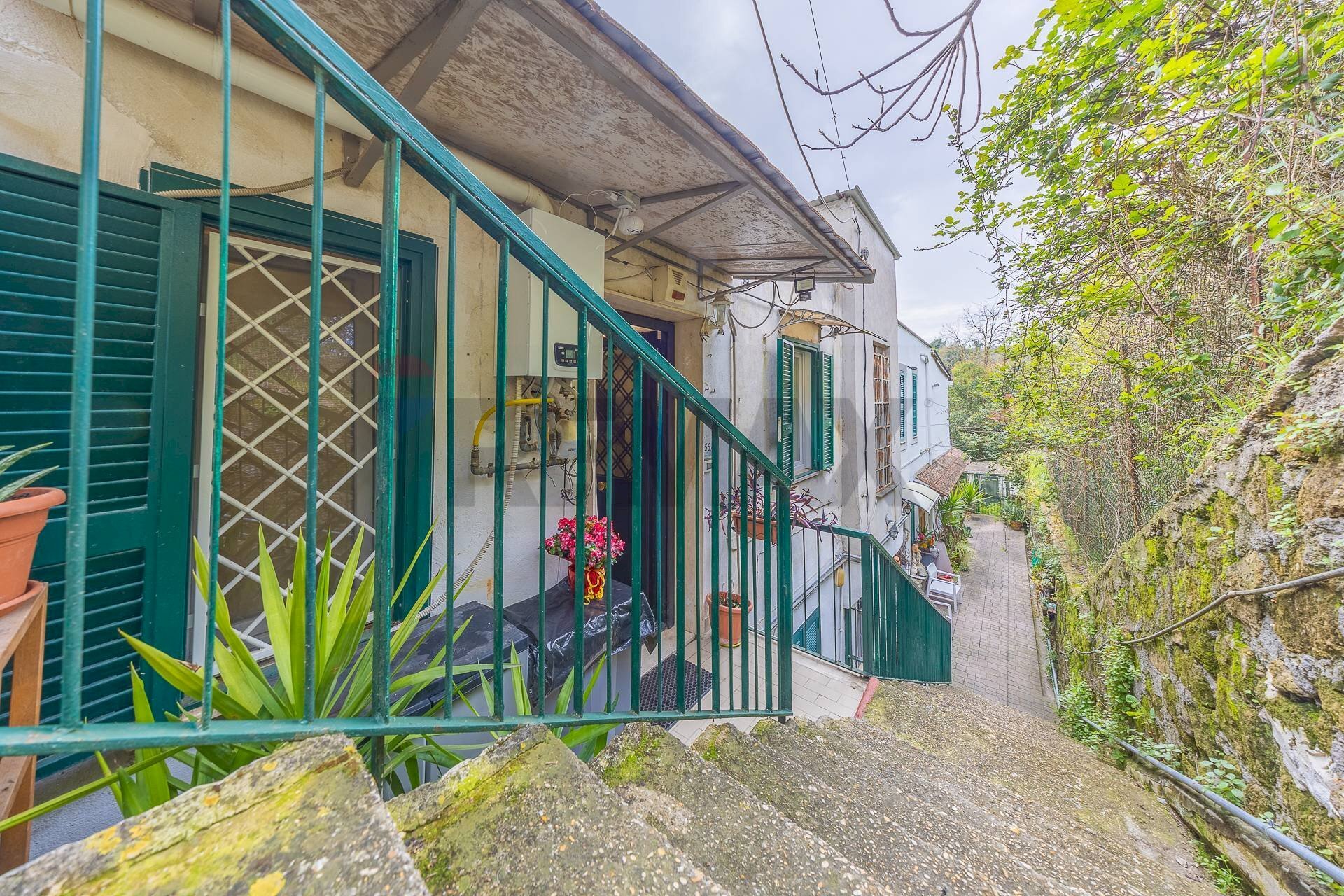 Casa all\'aperto - Trilocale Vicolo Di Monte Arsiccio
 
56, Roma - foto 1