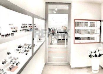 Hall / corridoio - Attività Commerciale Via gela, Roma - foto 1