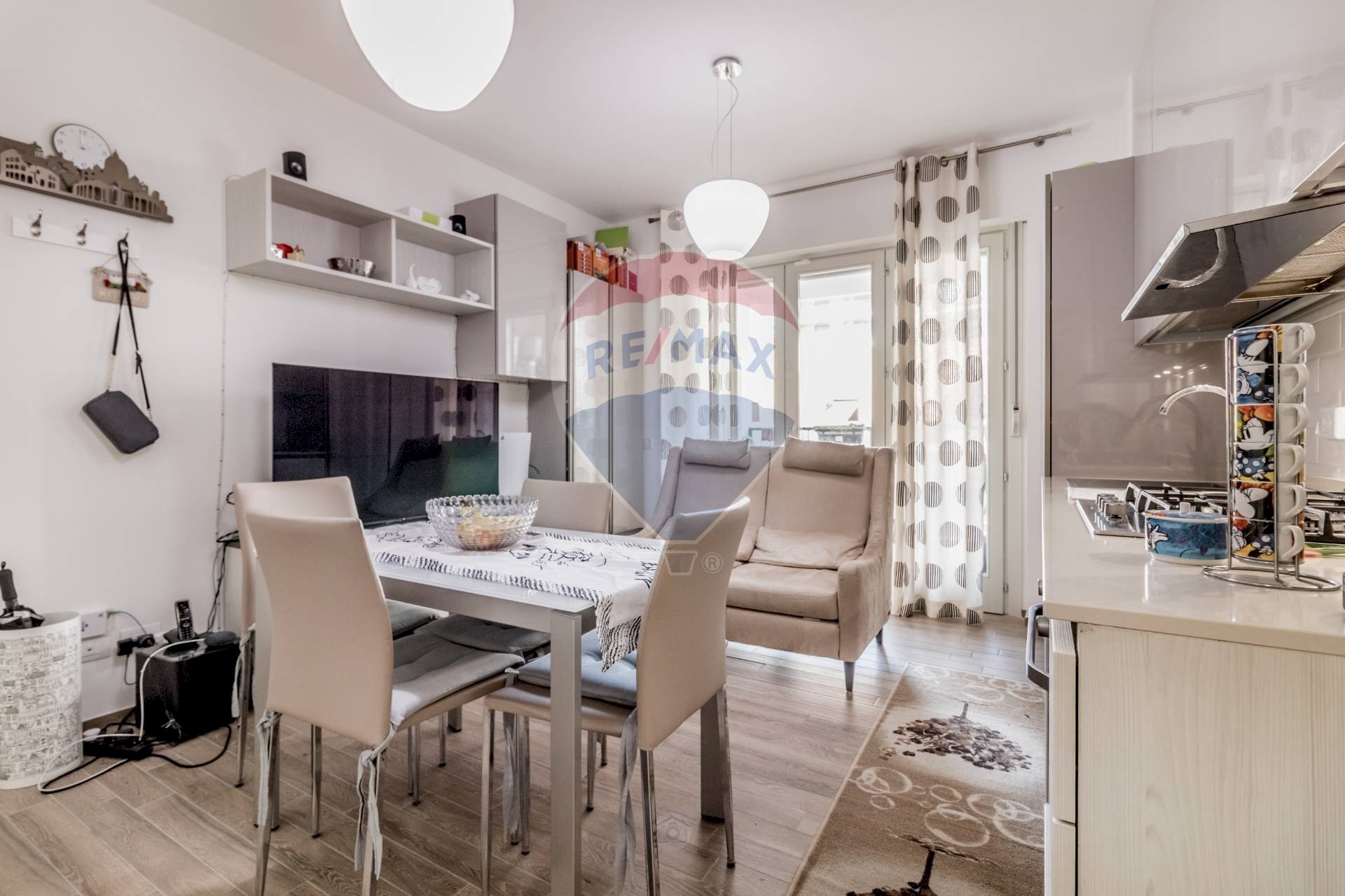 Sala da pranzo - Bilocale Viale Filippo Brunelleschi
47, Fiumicino - foto 2